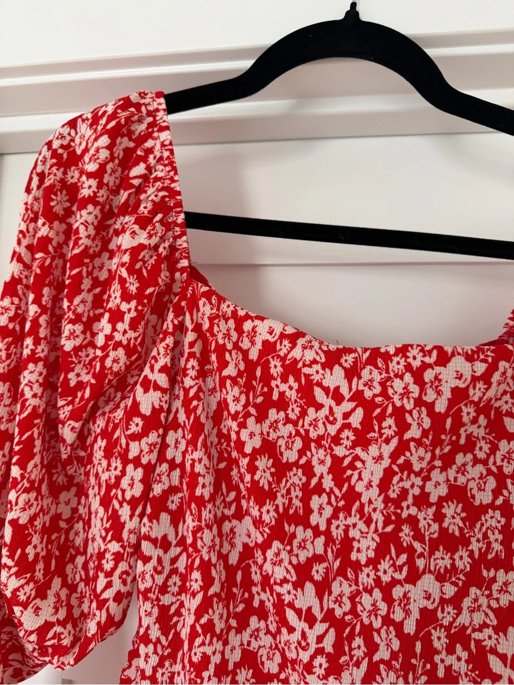 Anthropologie Red and White Floral Square-Neck Sweatheart Blouse